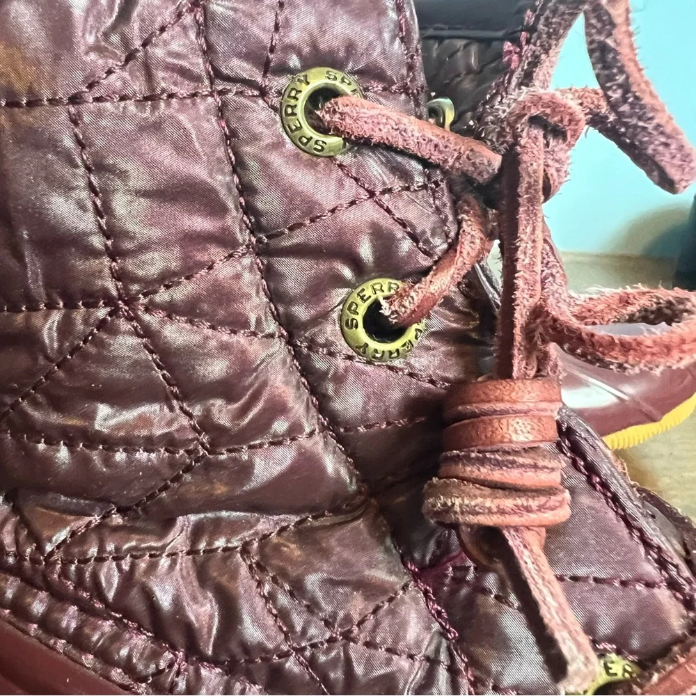 Sperry -‎ Women's Top-Sider Saltwater Duck Boots Quilted Nylon Burgundy - Sz. 8